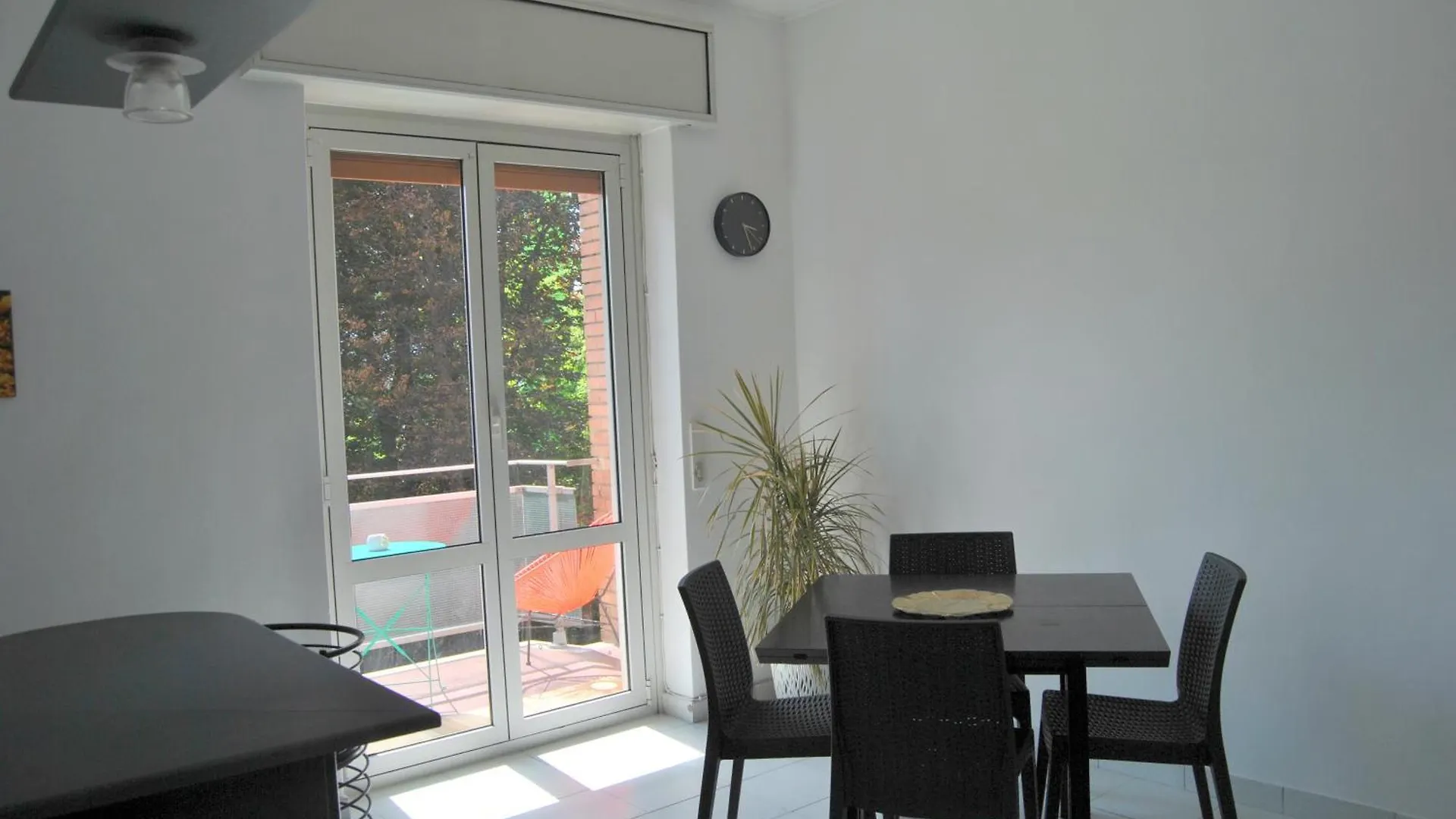 Portello Flat With Balcony Milano Appartamento